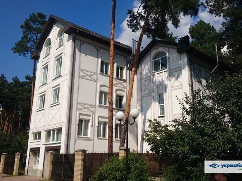 Продажа дома 1230.1 м², улица Солов яненка, 51