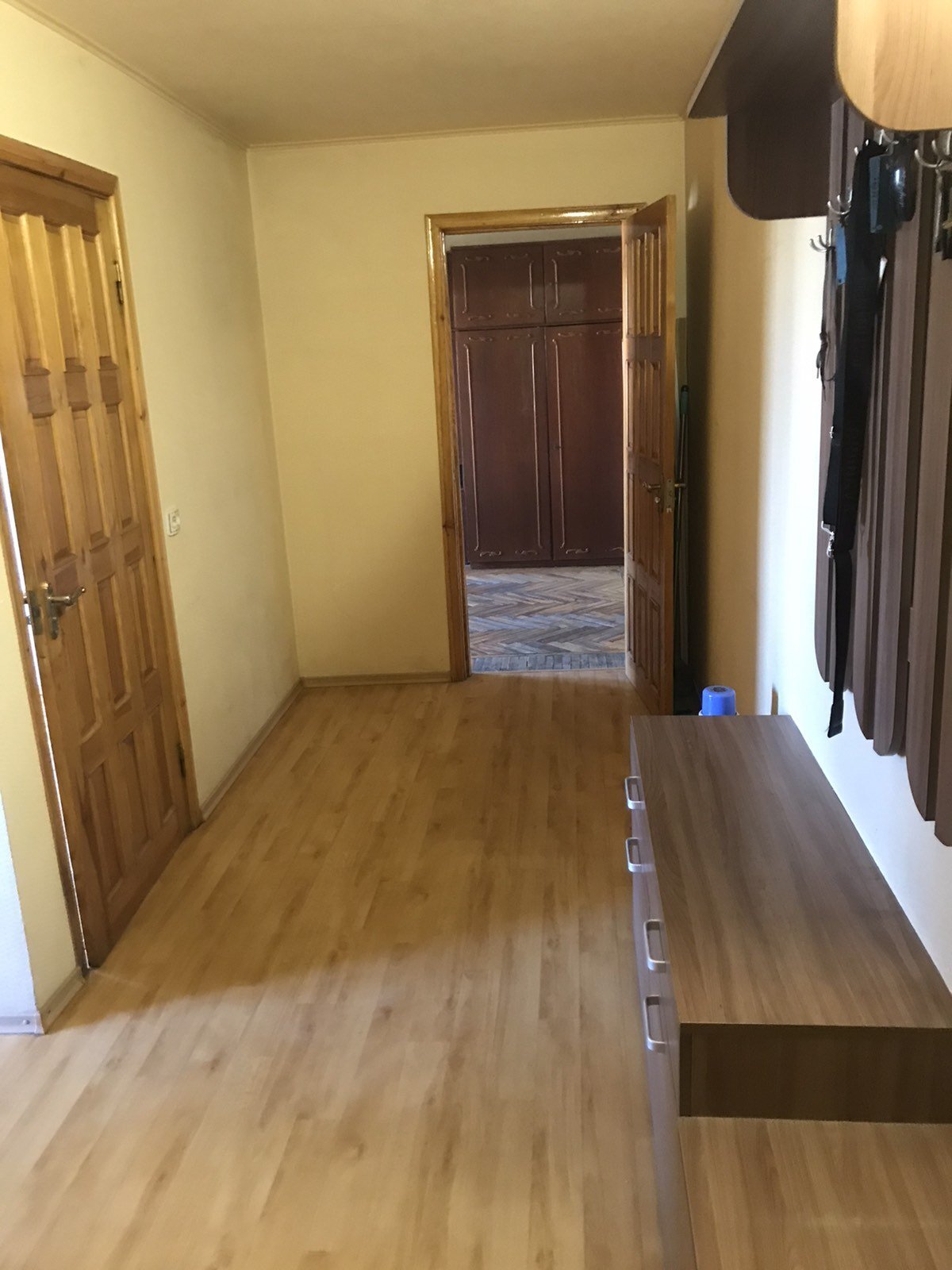 Продаж 3-кімнатної квартири 58 м²