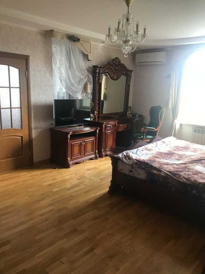 Продажа дома 400 м², Центральная ул.