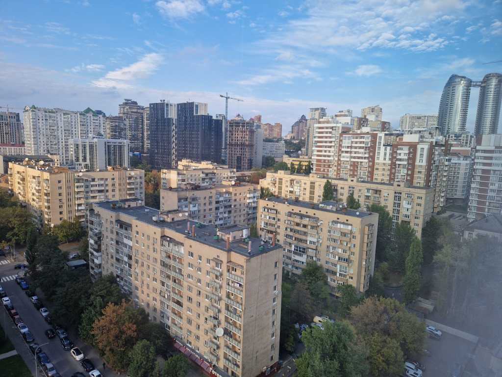 Аренда 3-комнатной квартиры 110 м², Предславинская ул., 40