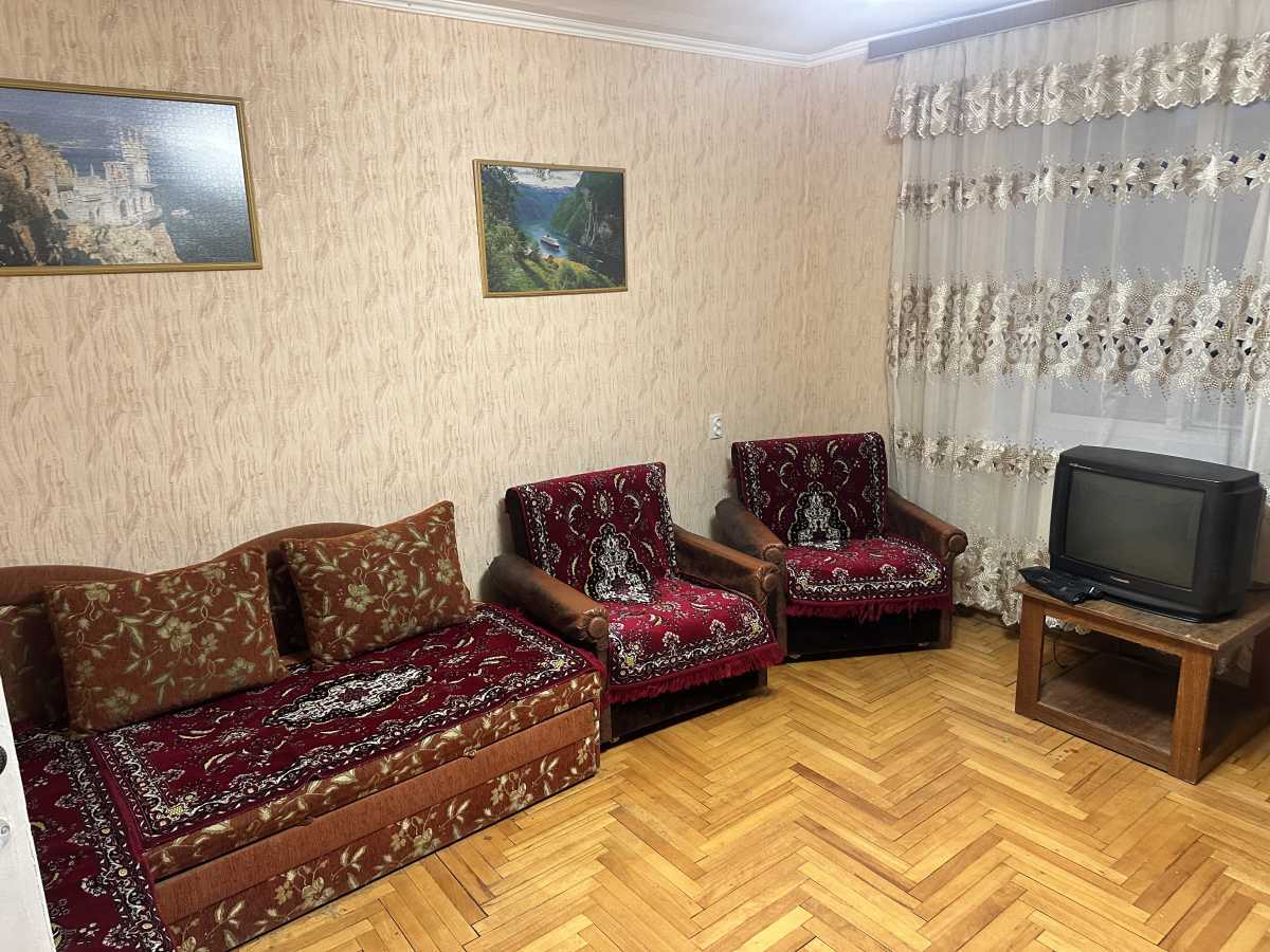 Оренда 2-кімнатної квартири 50 м², Симиренка вул., 31