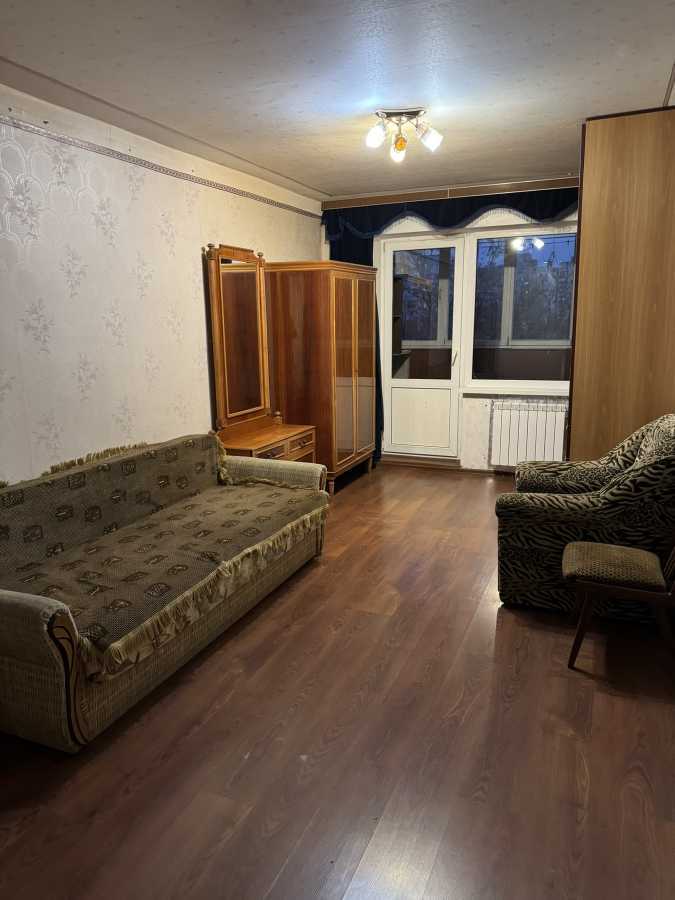 Аренда 3-комнатной квартиры 68 м², Симиренко ул., 5