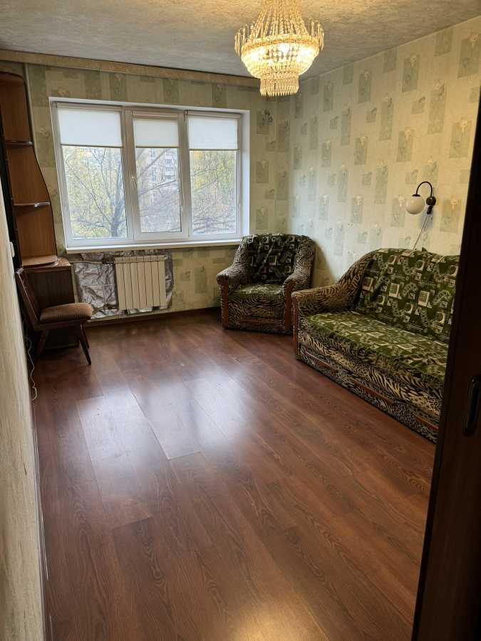 Аренда 3-комнатной квартиры 68 м², Симиренко ул., 5