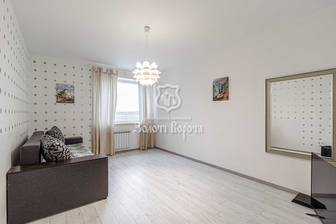 Продажа 1-комнатной квартиры 47 м², Юности ул., 1