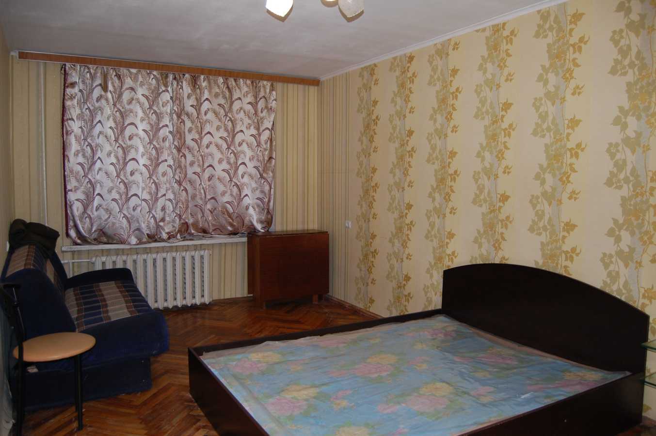 Оренда 1-кімнатної квартири 32 м², Андрія Головка вул., 1