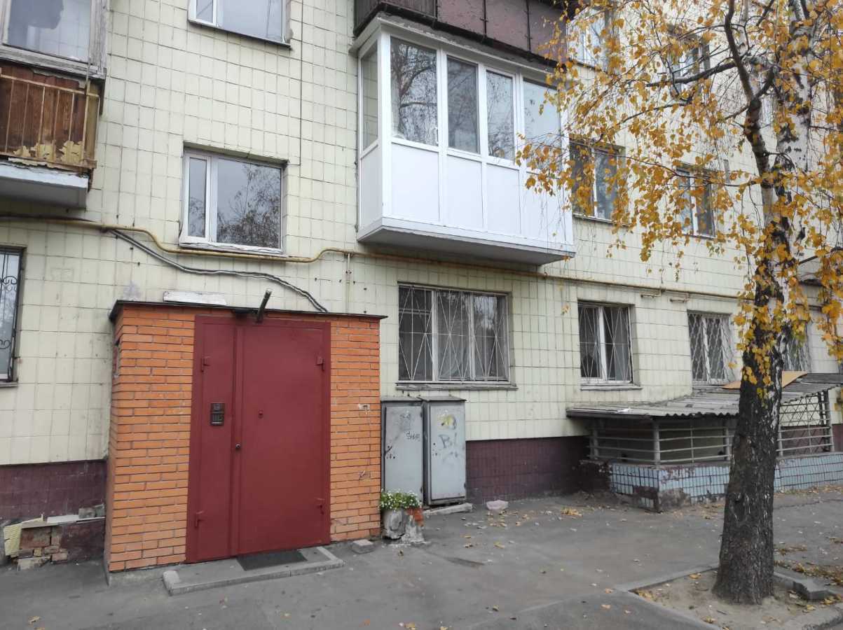 Оренда 1-кімнатної квартири 32 м², Андрія Головка вул., 1