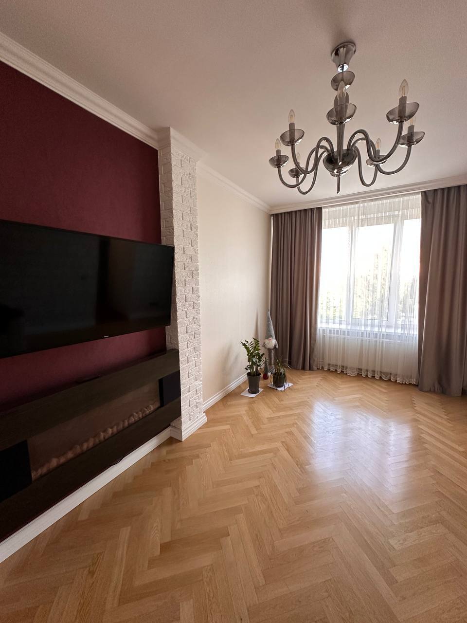 Продажа 2-комнатной квартиры 75.8 м², Петропавловская ул.