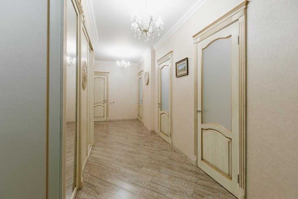 Продажа 3-комнатной квартиры 120 м², Владимира Антоновича ул., 131