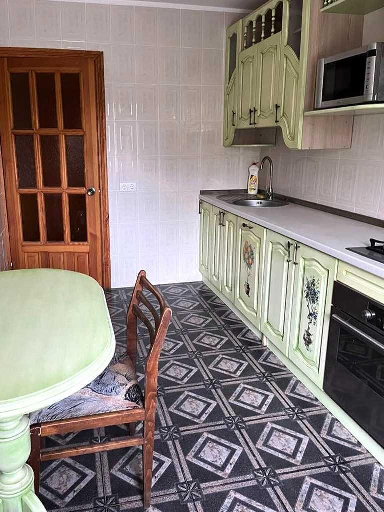 Аренда 3-комнатной квартиры 68 м², Тростянецкая ул., 8