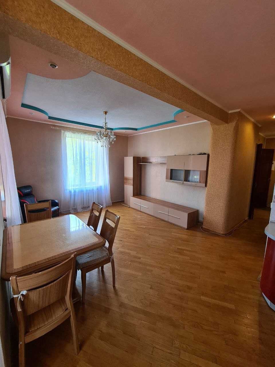 Оренда 2-кімнатної квартири 55 м²