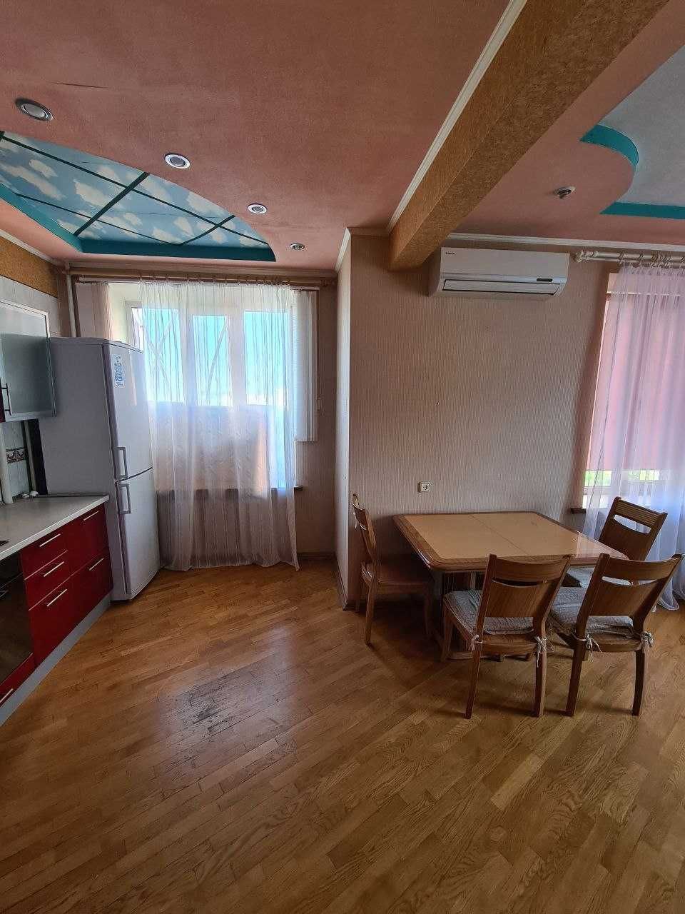 Оренда 2-кімнатної квартири 55 м²