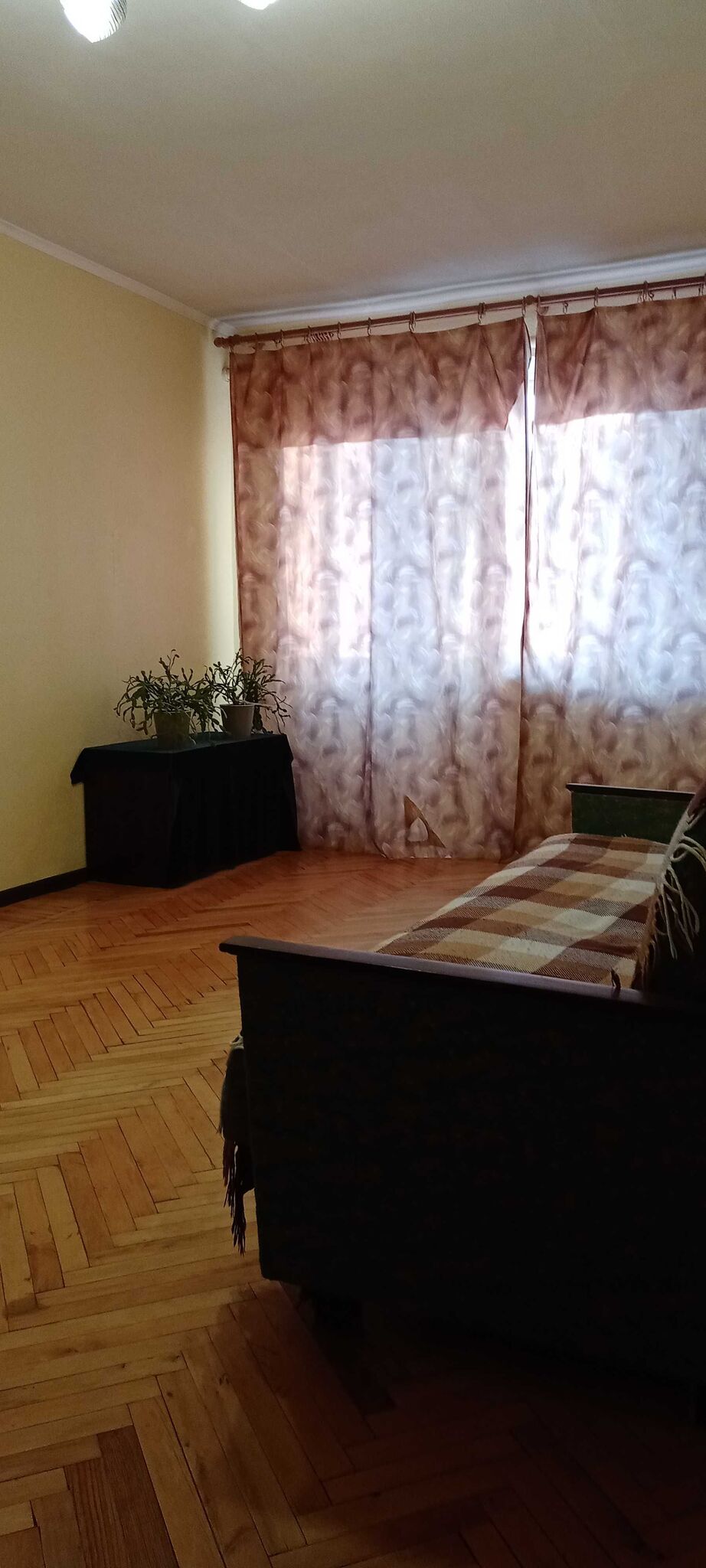 Продаж 3-кімнатної квартири 56 м²