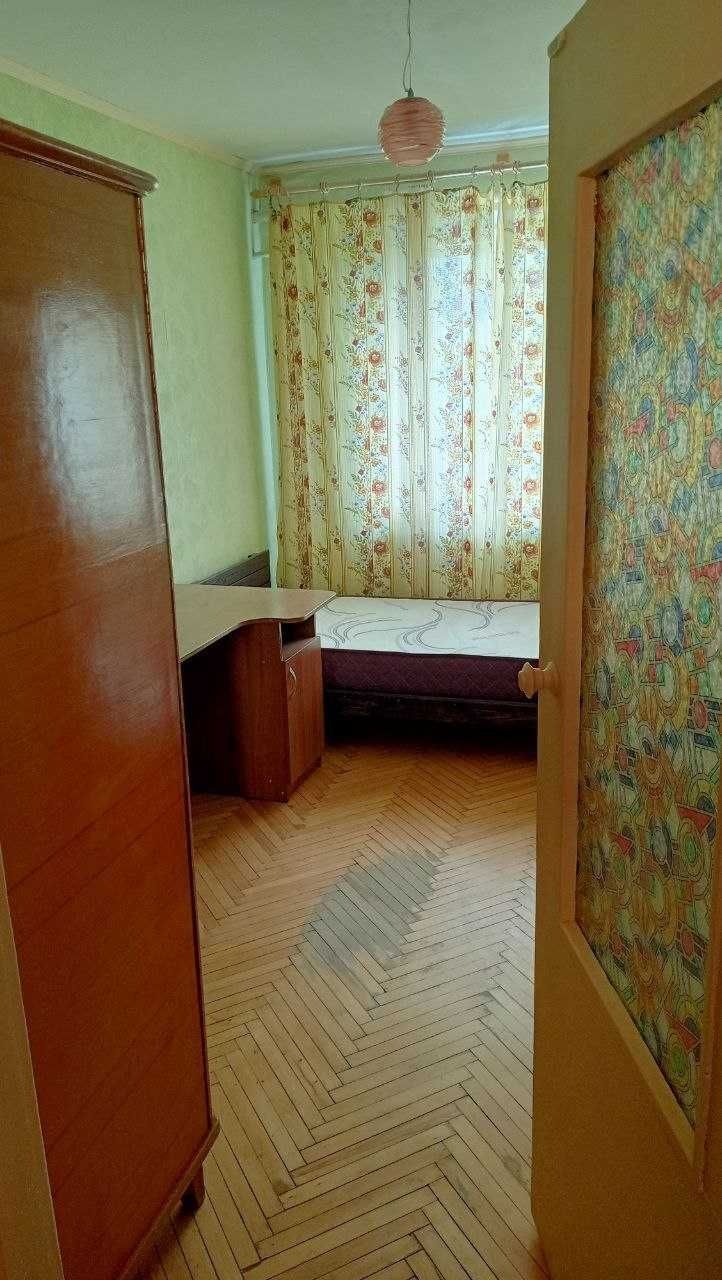 Продаж 3-кімнатної квартири 56 м²