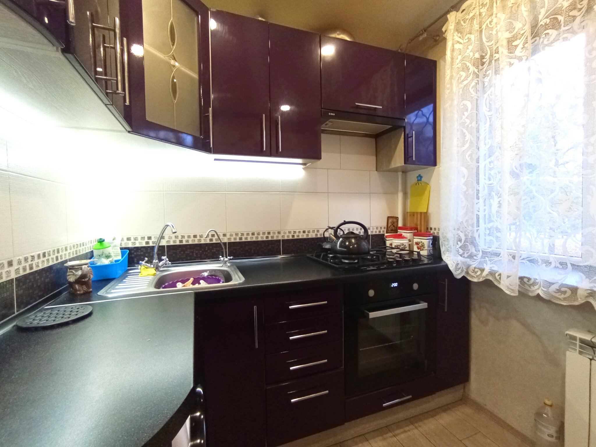 Продажа 3-комнатной квартиры 62 м²