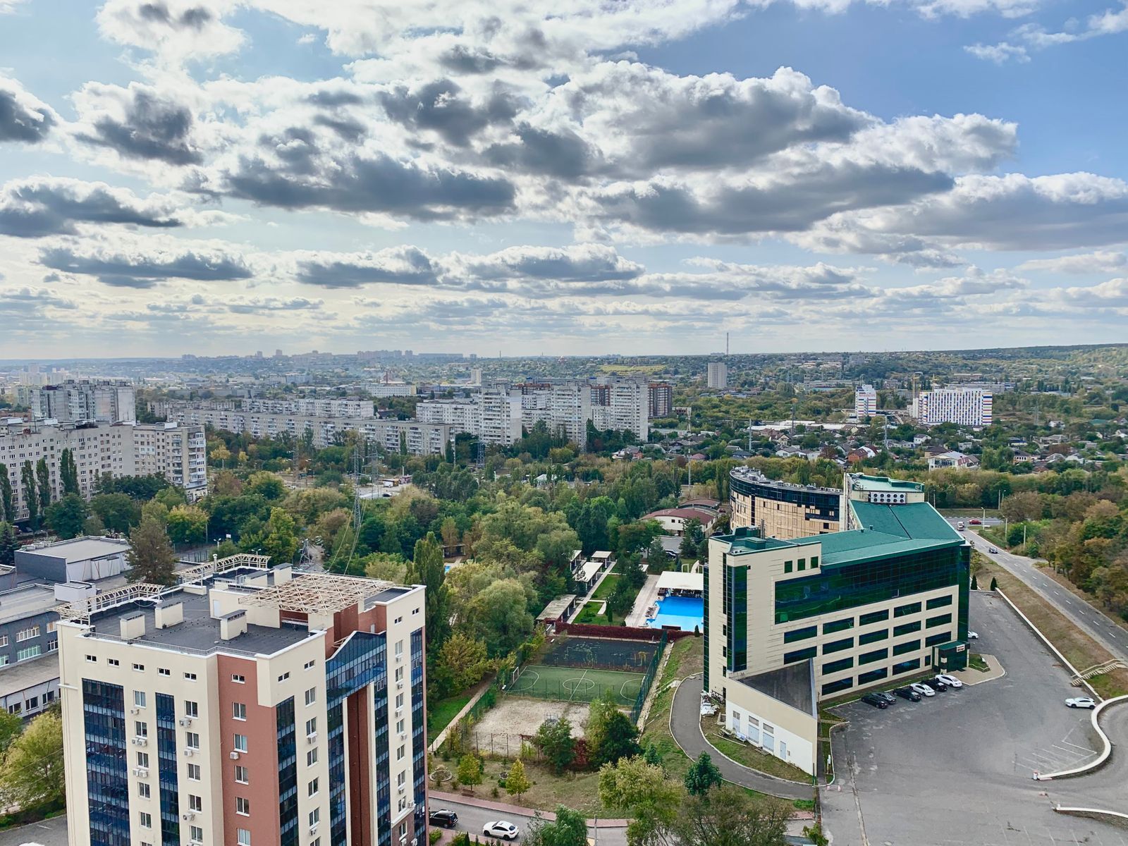 Продаж 2-кімнатної квартири 94 м²