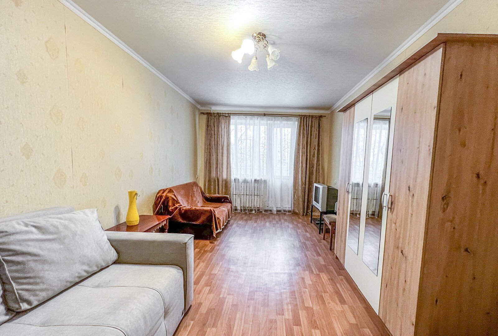 Продаж 1-кімнатної квартири 35 м²