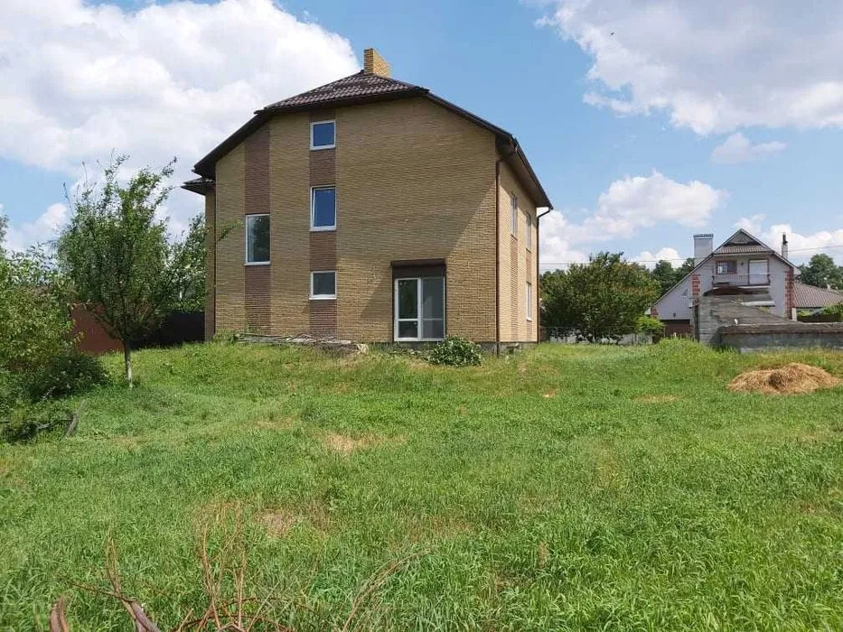 Продаж будинку 155 м²