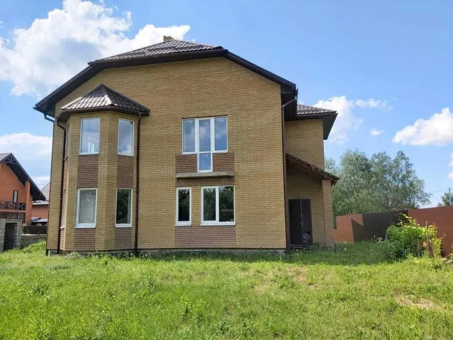 Продаж будинку 155 м²