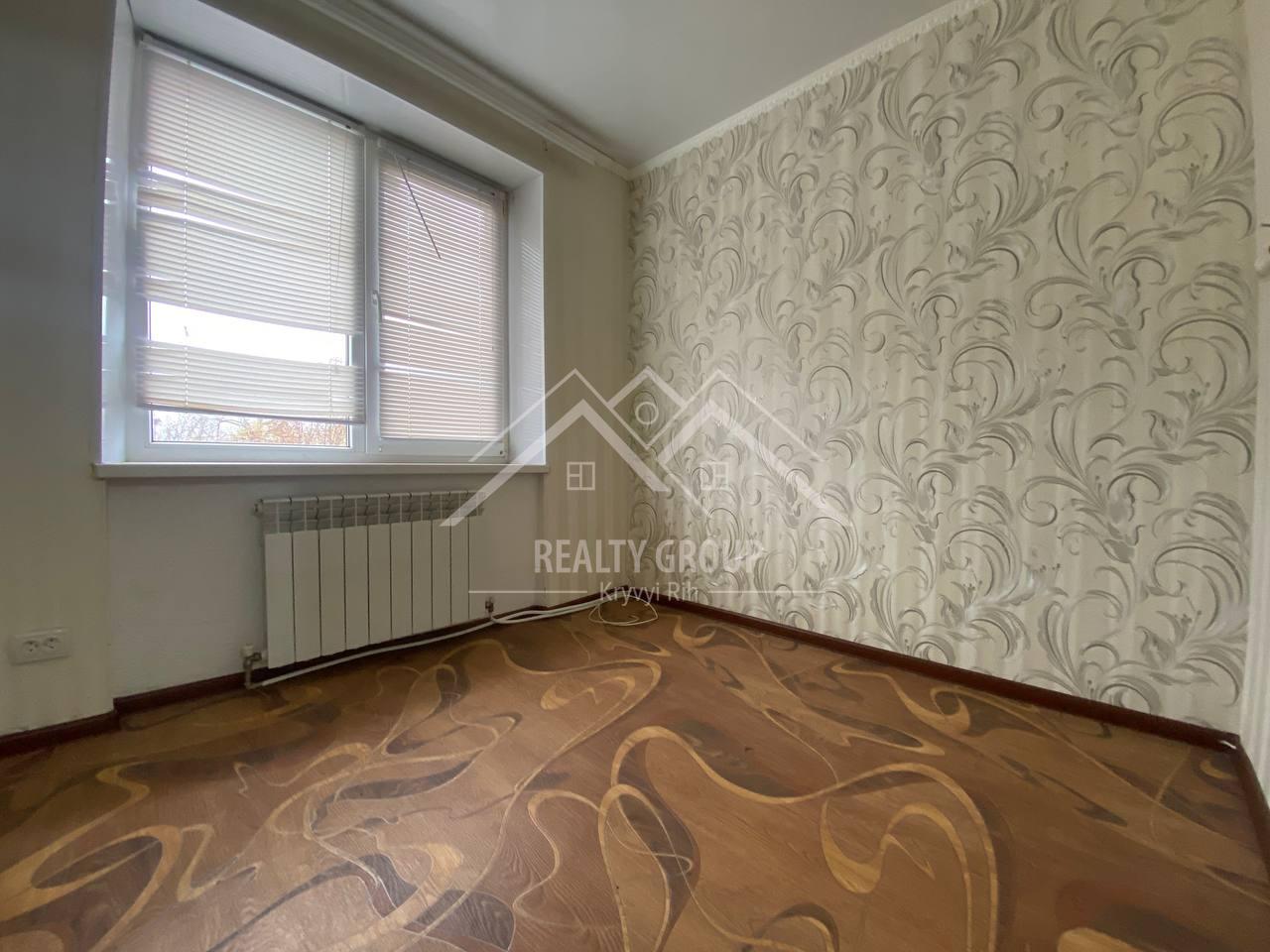 Продажа 3-комнатной квартиры 62 м², Кропивницкого ул.