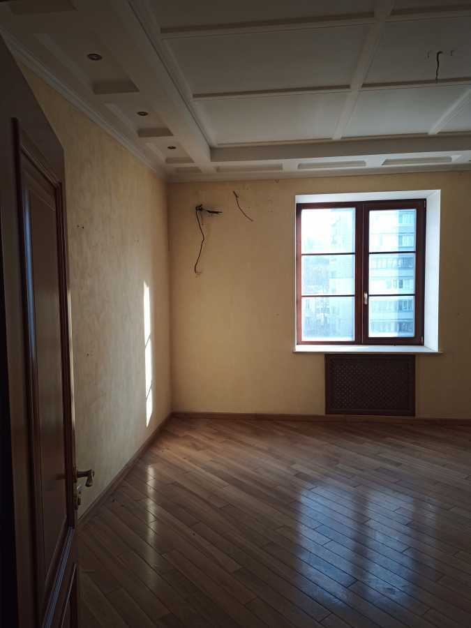 Продаж 5-кімнатної квартири 237.1 м², Василя Касіяна вул., Дончука, 7