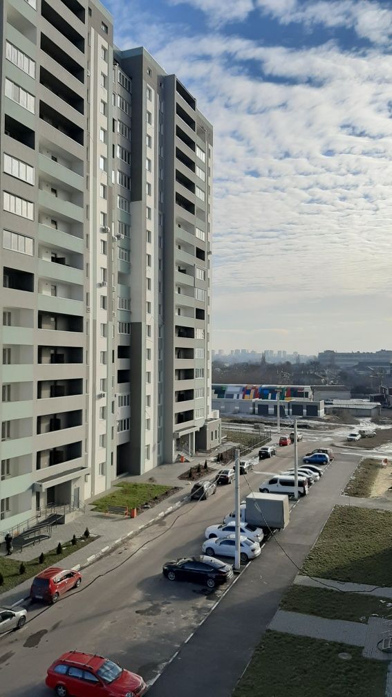 Продажа 1-комнатной квартиры 42 м²