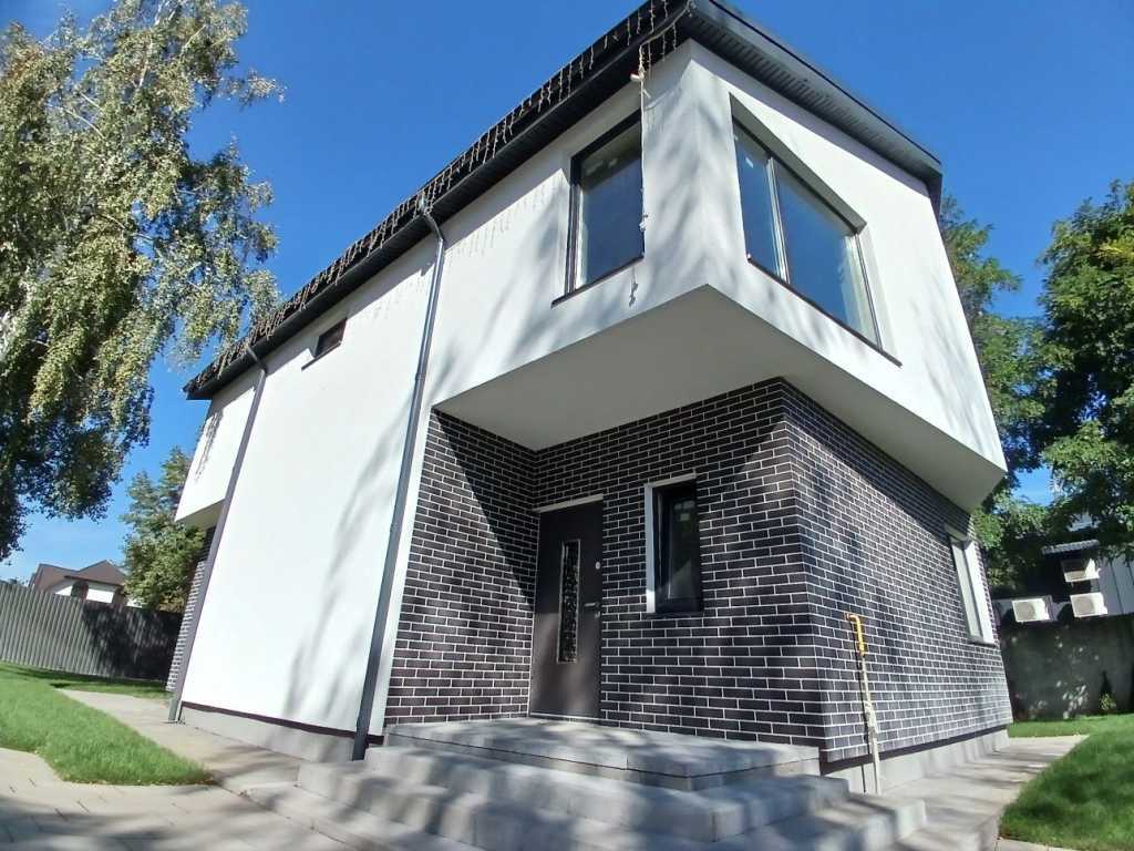 Продажа коттеджа 150 м², Майская ул., Столична