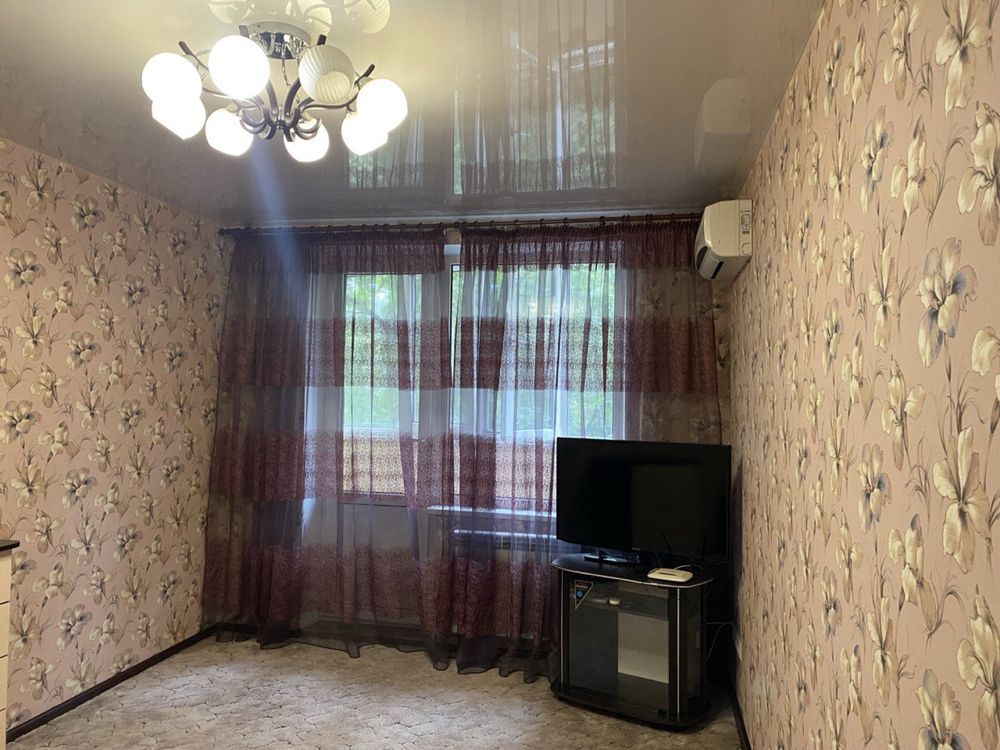 Продаж 1-кімнатної квартири 32 м²