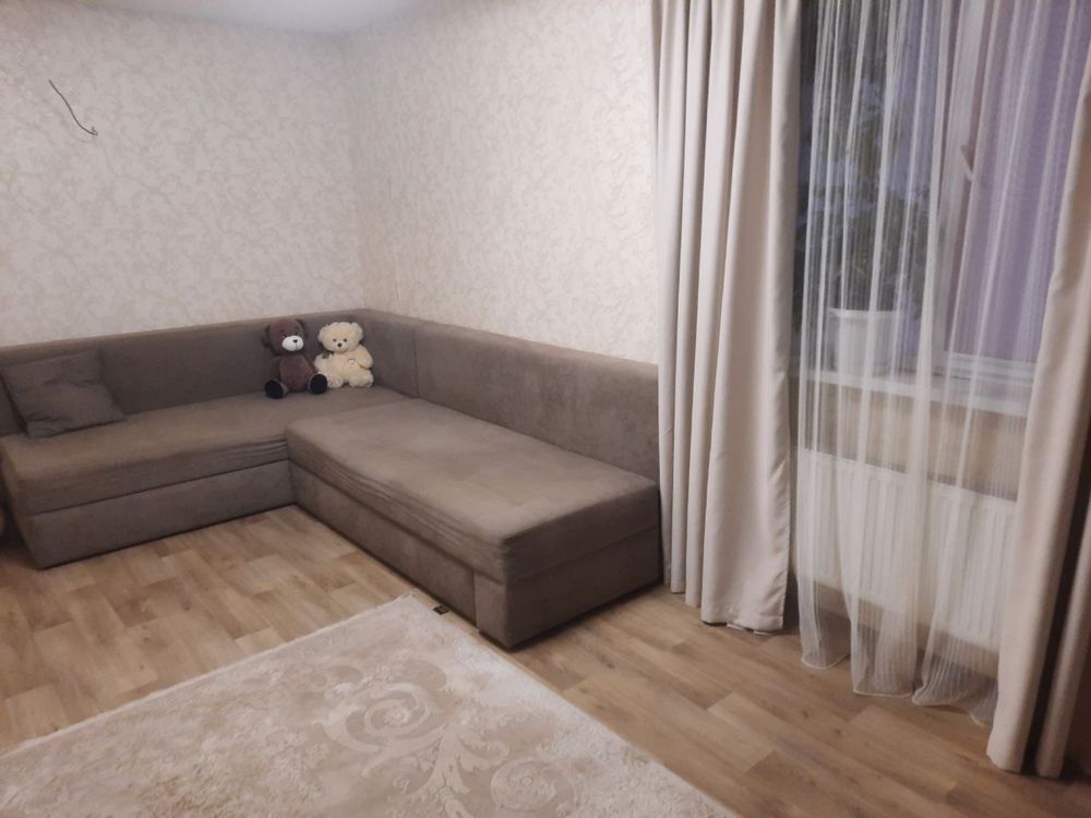 Продаж 2-кімнатної квартири 57 м²