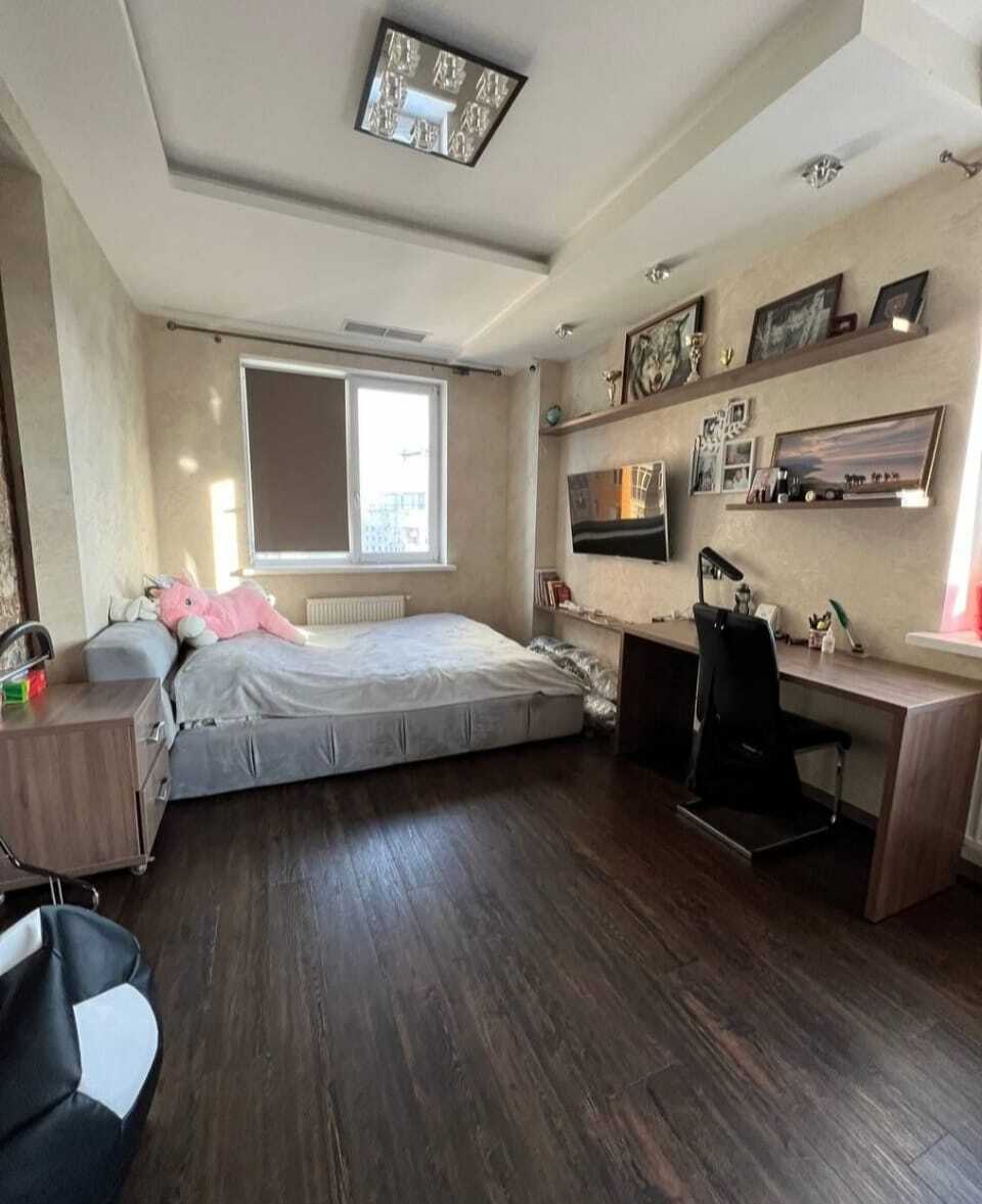 Аренда 4-комнатной квартиры 190 м², Крутогорный спуск, 28