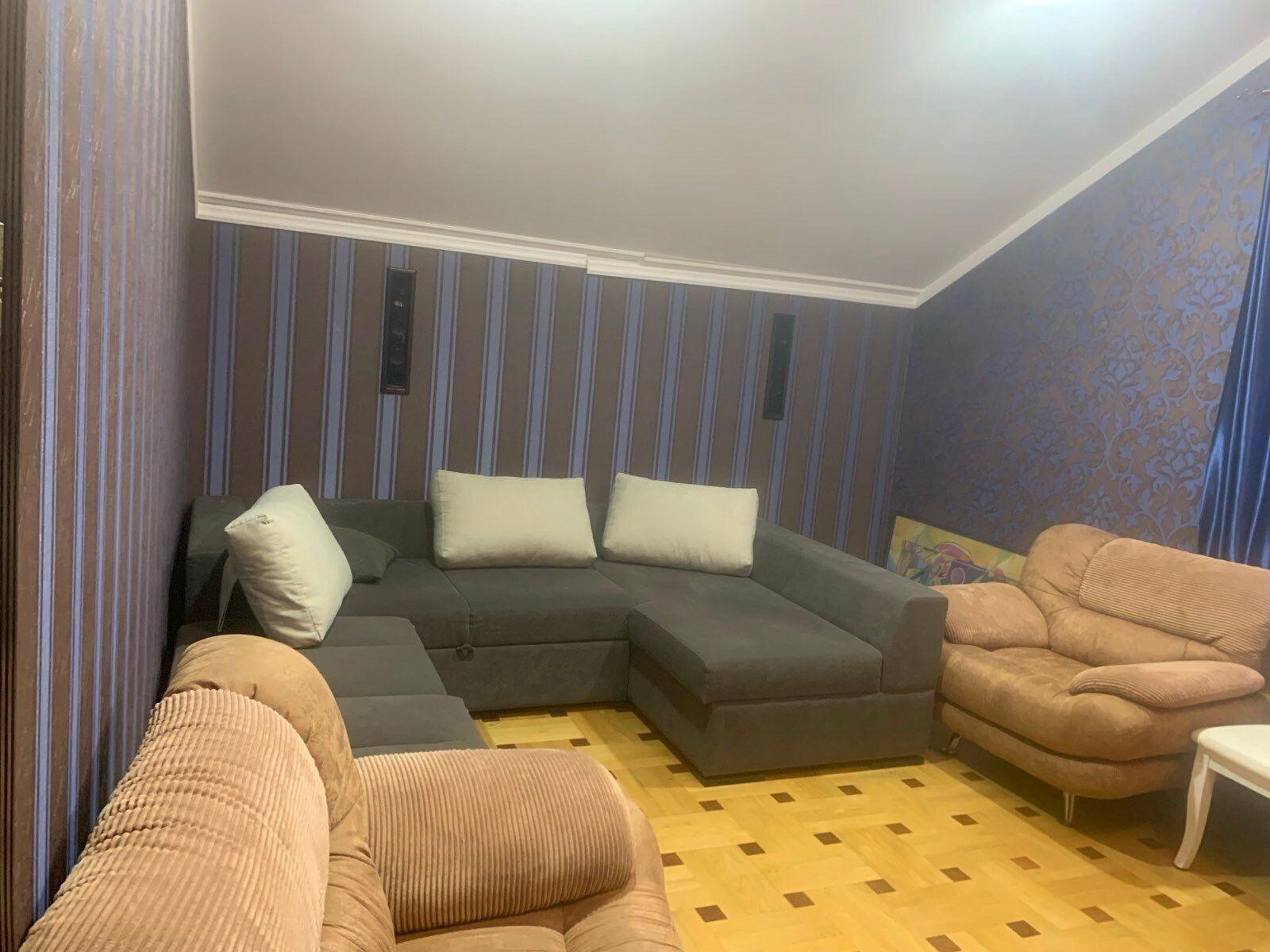 Аренда коттеджа 220 м², 70