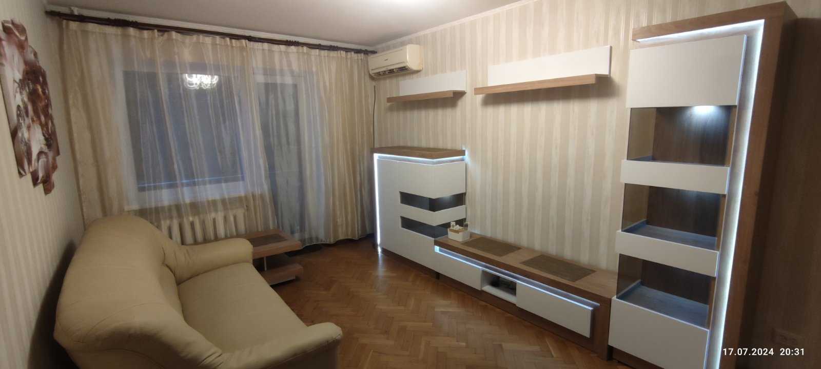 Аренда 2-комнатной квартиры 42 м², Адмиральский просп., 1А