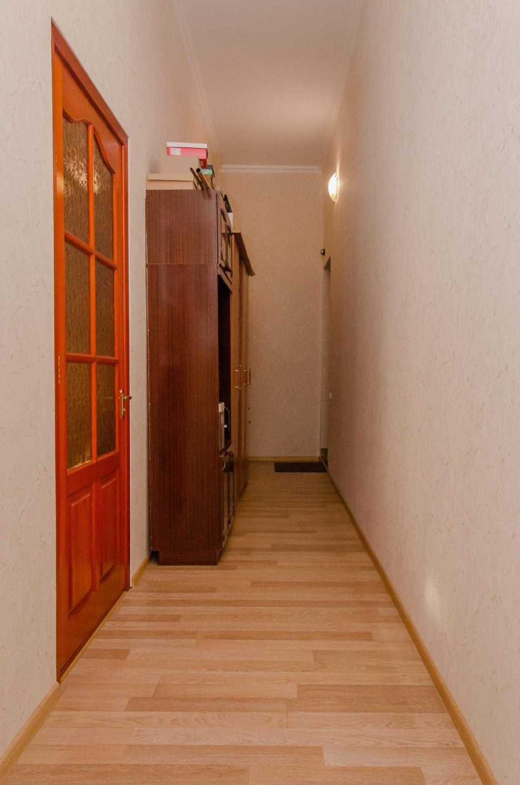 Продаж 3-кімнатної квартири 90 м², Михайлівська вул., 24В