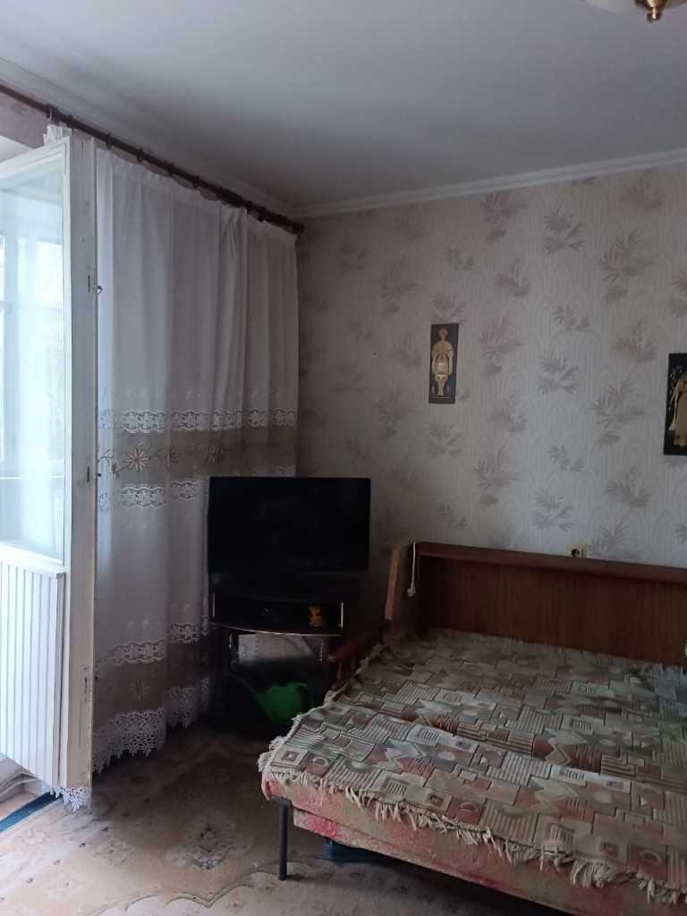 Продаж 2-кімнатної квартири 57 м², Михайлівська вул.