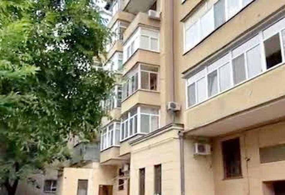 Продаж 2-кімнатної квартири 63 м², Карантинная вул., 14