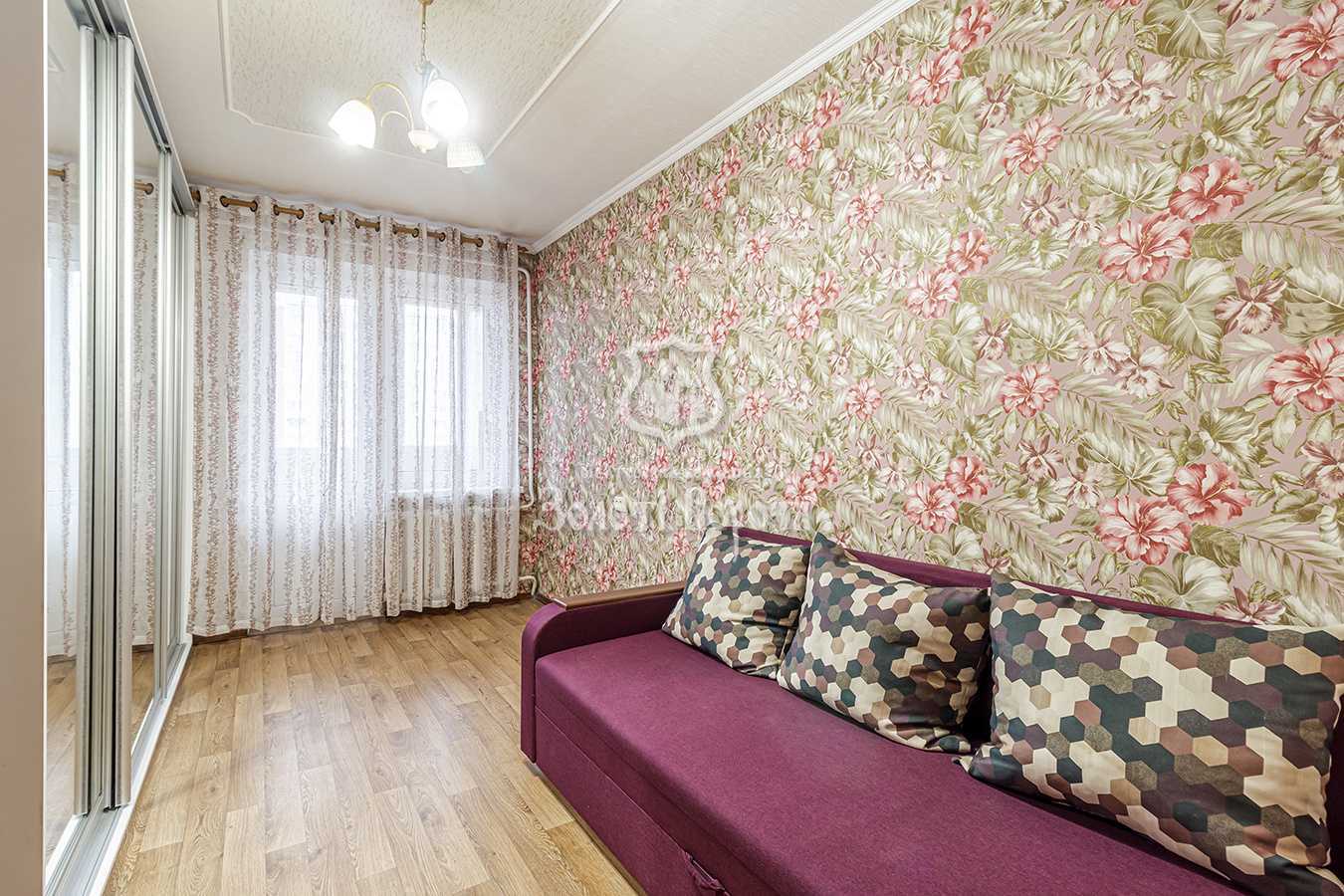 Продаж 3-кімнатної квартири 71 м², Вуликова вул., Харківське шосе, 55