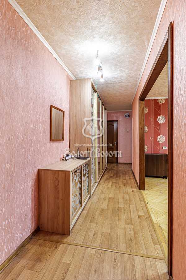 Продаж 3-кімнатної квартири 71 м², Вуликова вул., Харківське шосе, 55