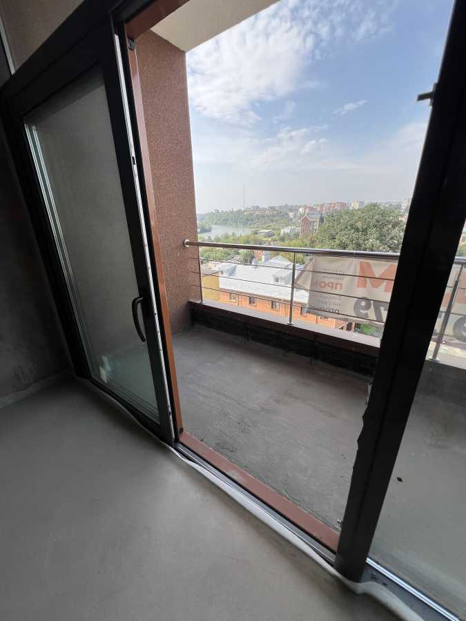 Продажа 3-комнатной квартиры 117 м², Монастырская ул., 41