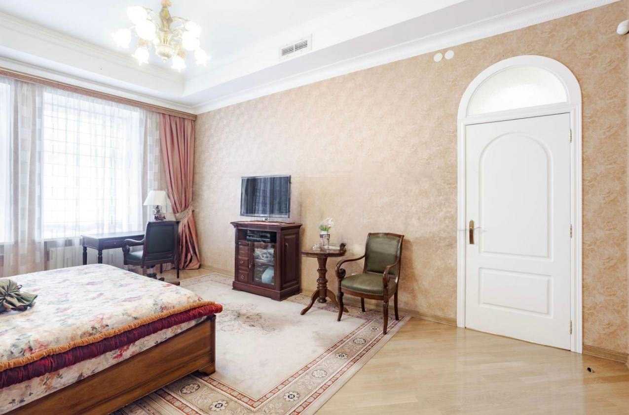 Продажа 5-комнатной квартиры 330 м², Софиевская ул., 25