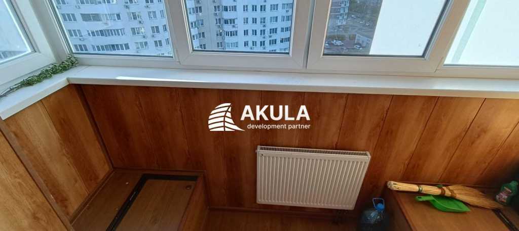 Продажа 3-комнатной квартиры 83 м², Драгоманова ул.