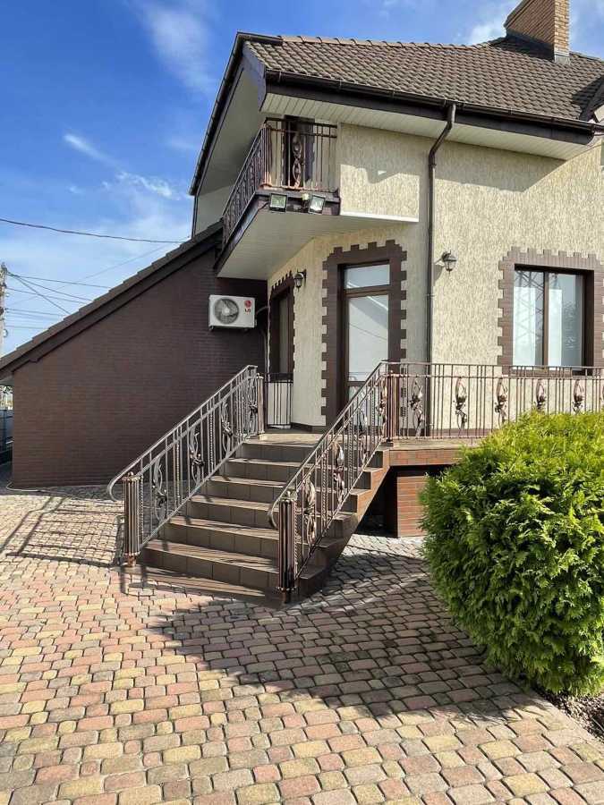 Продажа дома 322 м², Гараса ул., 1