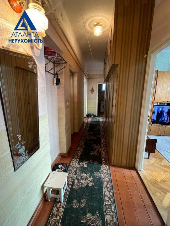 Продаж 3-кімнатної квартири 81.5 м², Кривий Вал вул., 14