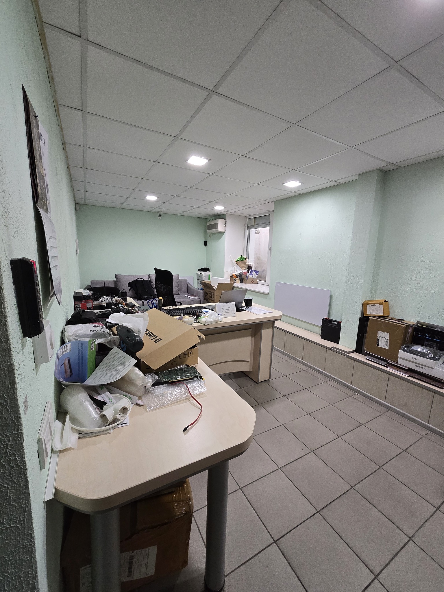 Бомбосховище-офіс 160 м² біля метро Лук’янівська — ідеально для ІТ