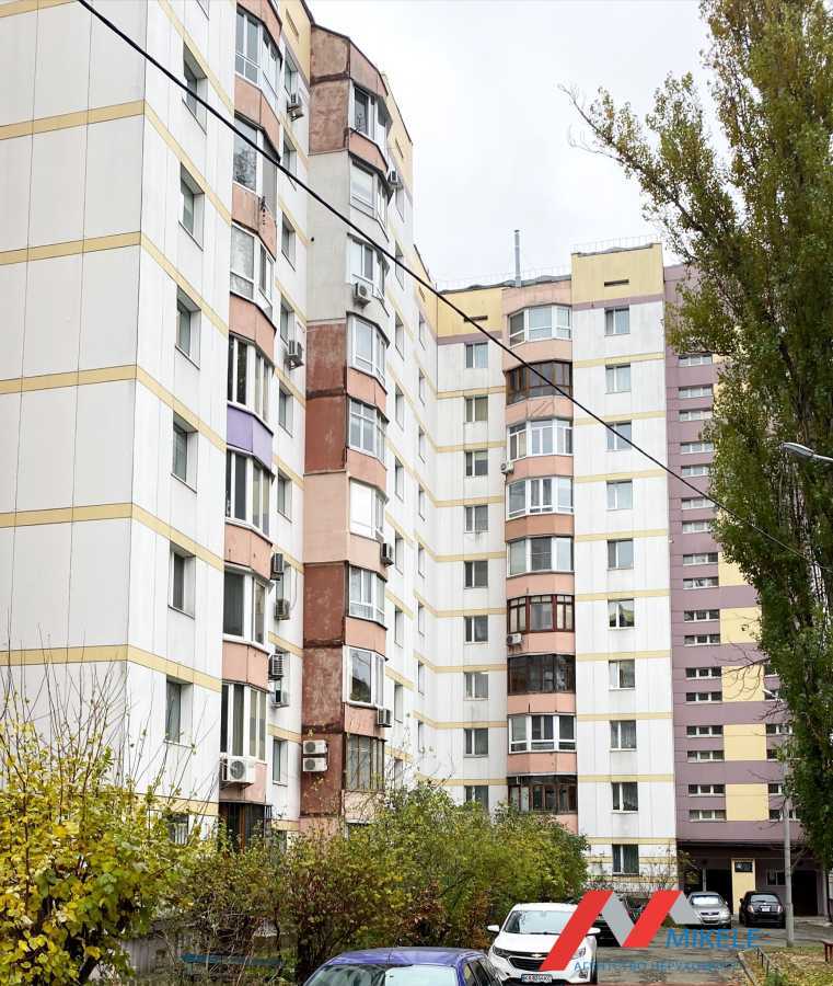 Продажа 2-комнатной квартиры 65 м², Зоологическая ул., 6В