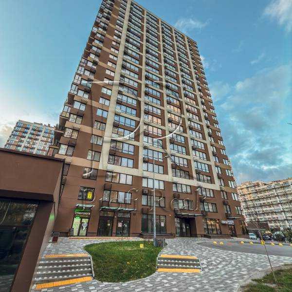 Продажа 3-комнатной квартиры 83 м², Александра Олеся ул., 2В