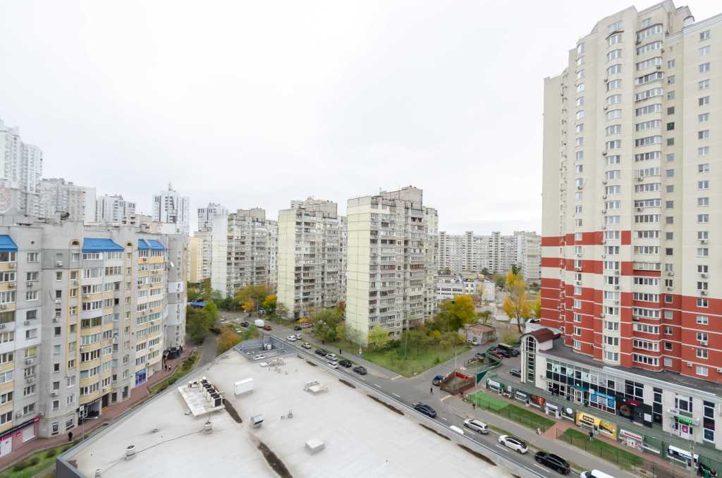 Оренда 1-кімнатної квартири 55 м², Урлівська вул., 4А