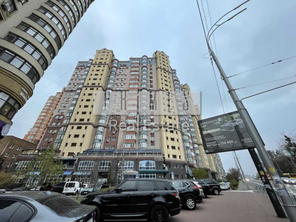 Продажа офиса 190 м², Вячеслава Черновола ул., 25