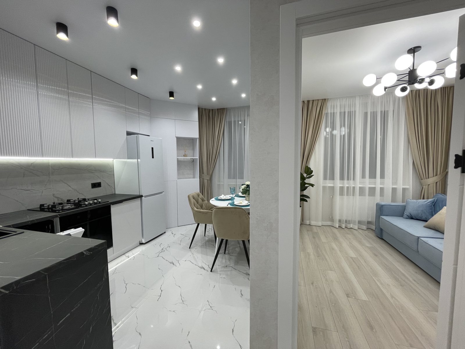 Продаж 2-кімнатної квартири 52 м², ЖК Софія Резіденс, Будинок 15 (Радісна, 2)