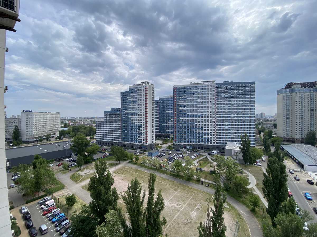 Продажа 1-комнатной квартиры 38 м², Ованеса Туманяна ул., 3