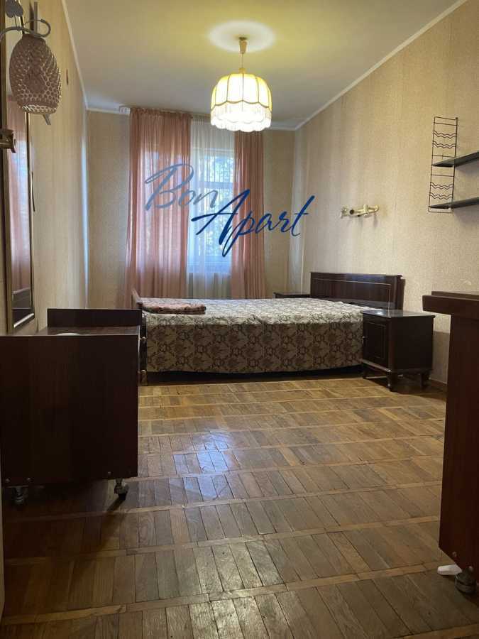 Аренда 3-комнатной квартиры 56 м², Вацлава Гавела бул., 15