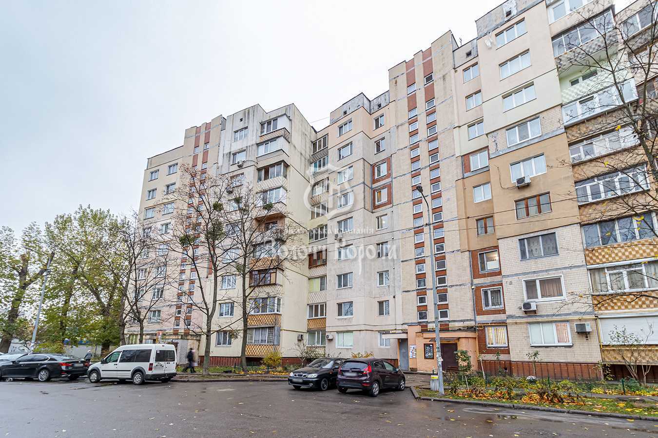 Продажа 1-комнатной квартиры 32 м², Свободы просп., 15/1